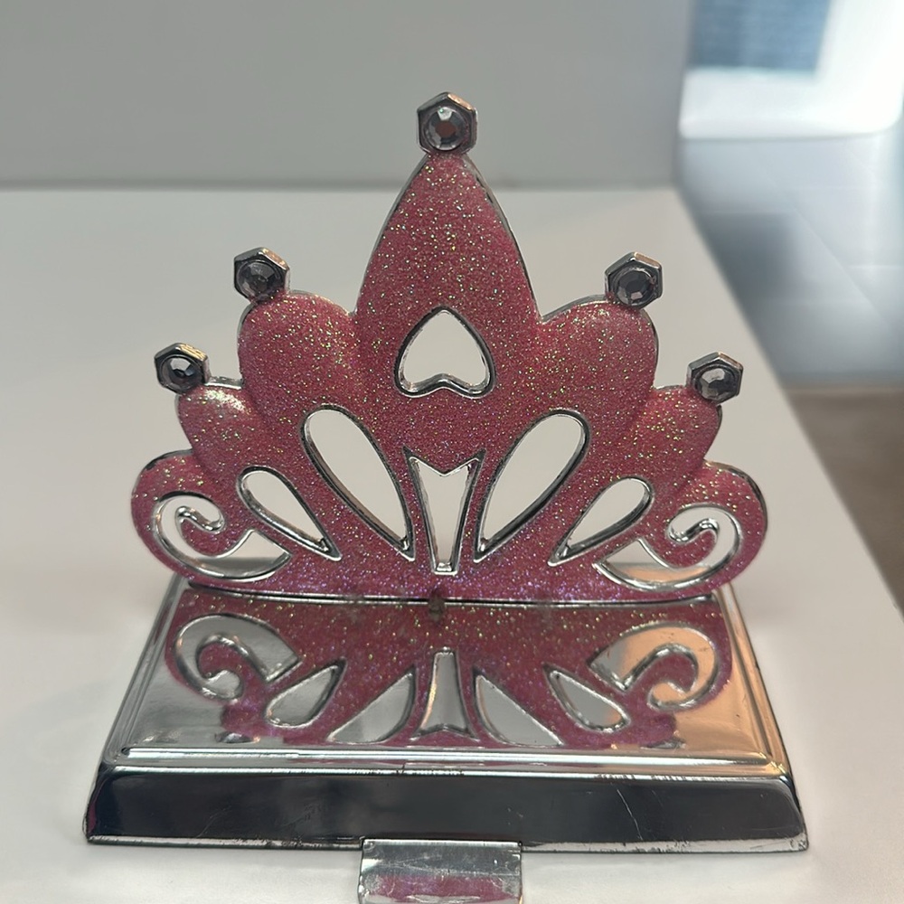 Pink tiara princess stocking holder.